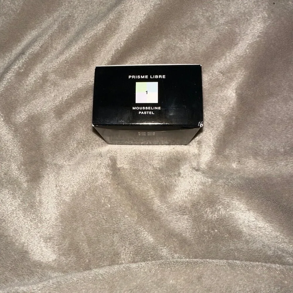 FULL SIZE Givenchy Prisme Libre Powder Mousseline Pastel 1 OG Old Formula - NIB